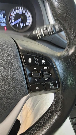 Hyundai Tucson 12 of 26