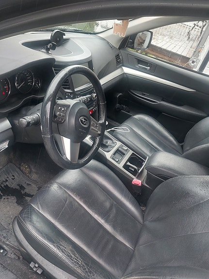 Subaru Outback 8 of 10