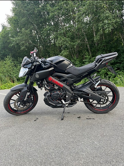 Yamaha MT 6 of 7