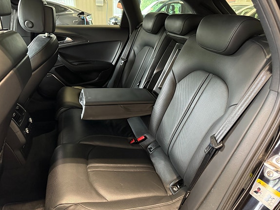 Audi RS6 24 of 30