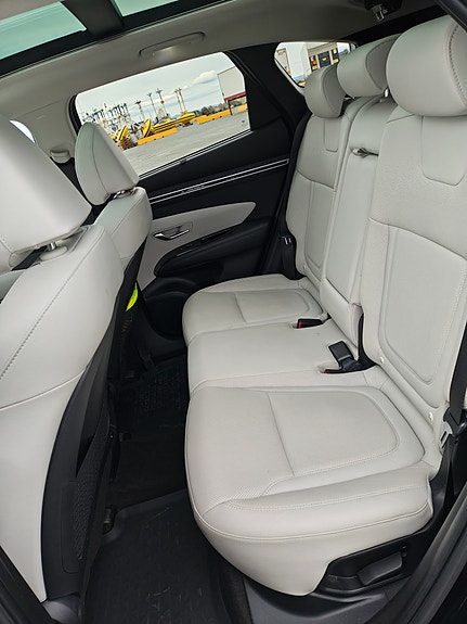 Hyundai Tucson 19 of 29