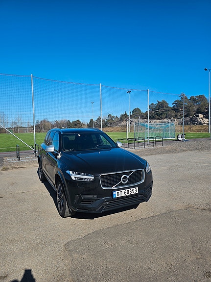 Volvo XC90 4 of 21