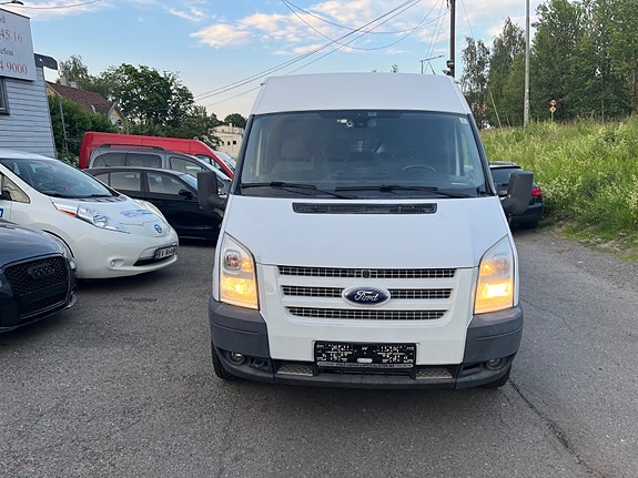 Ford Transit 2 of 19