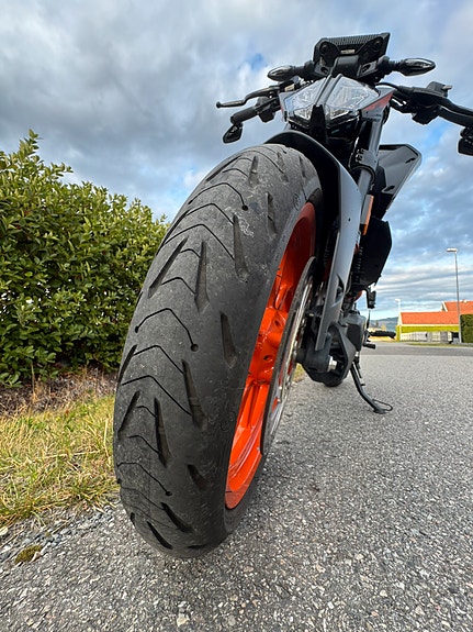 KTM 125 Duke 12 of 30