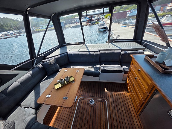 Sunseeker 40 Travado med akter Cabin, mye påkostet og stor badeplattform 22 of 30
