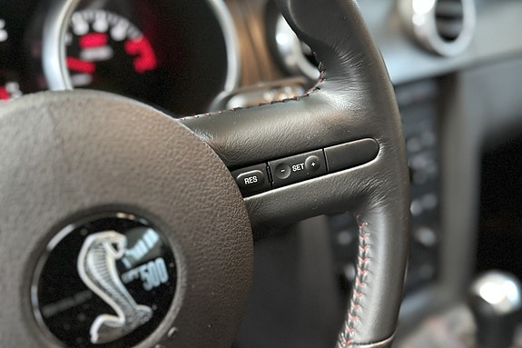 Ford Mustang 23 of 30