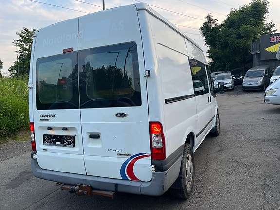 Ford Transit 8 of 19