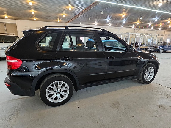BMW X5 4 of 5