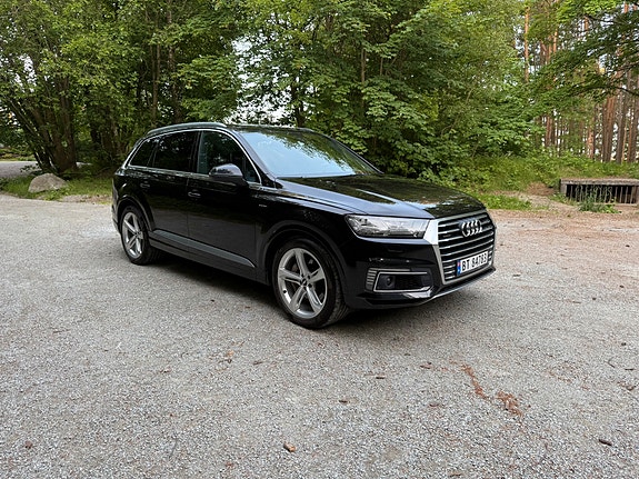 Audi Q7 13 of 24