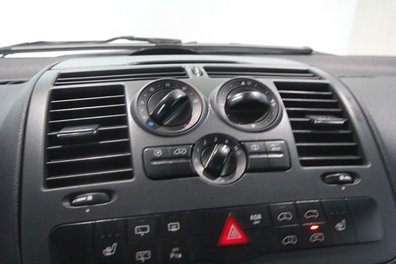Mercedes-Benz Vito 113 23 of 23