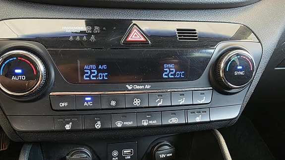 Hyundai Tucson 18 of 26