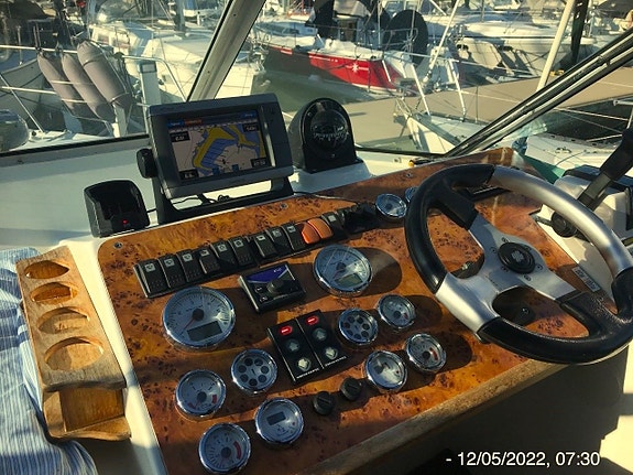 Fairline Phantom 32 4 of 5