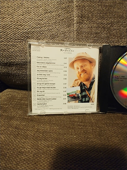 Product image 2 of 8