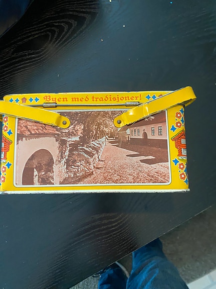 Product image 3 of 4