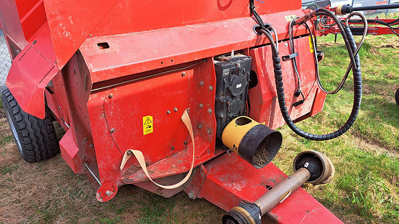 kvernland taarup 853 pro
