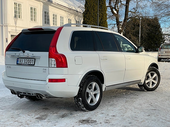 Volvo XC90 20 of 26