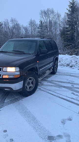Chevrolet Tahoe 2 of 9