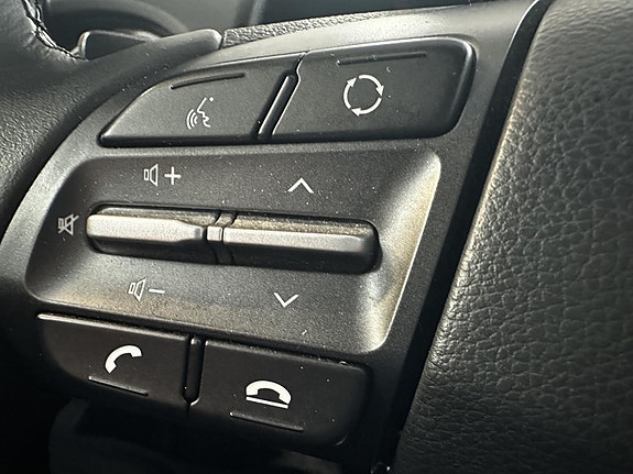 Hyundai Kona 16 of 20