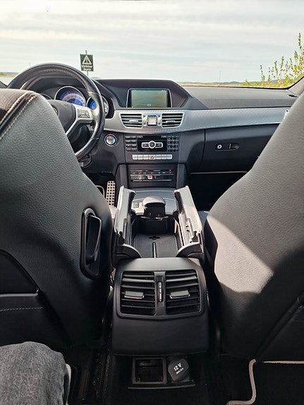 Mercedes-Benz E220 19 of 30