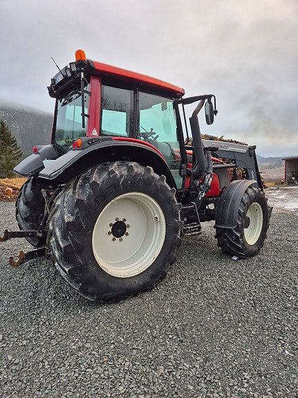 Valtra N121 Hi-tech 2011, kr 499 000,-