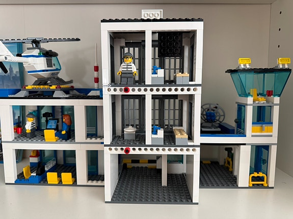 Product image 2 of 10