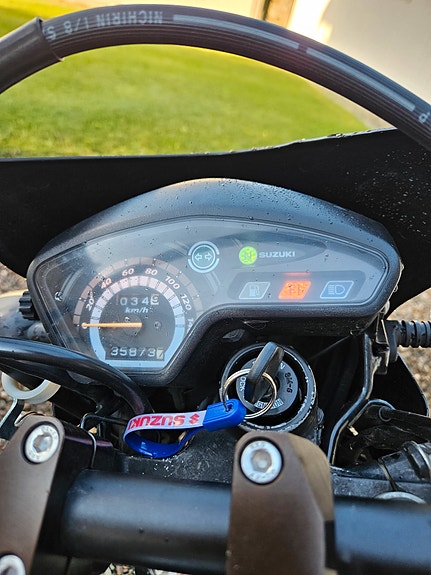 Suzuki DR 125 SM 2 of 6