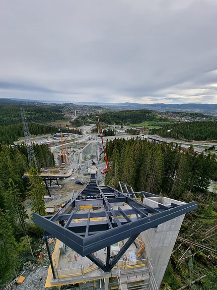 Oppføring av hoppbakken i Granåsen, Trondheim