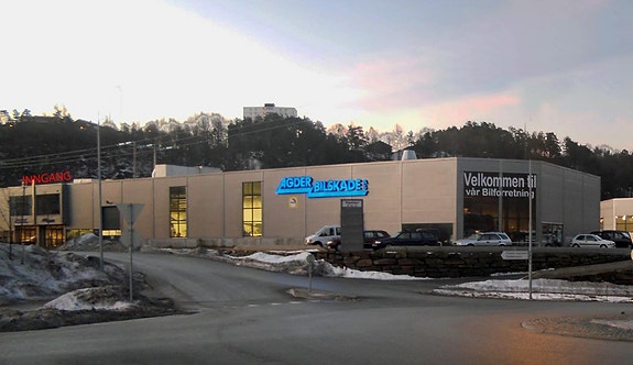 Verkstedet på Rige.
Vi trenger en biloppretter på hver lokasjon.