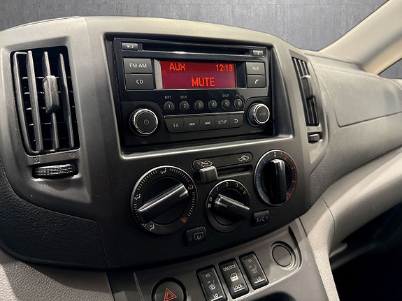 Nissan NV200