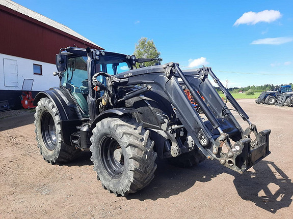 Valtra N174DST, front.hyd,laster 2018, kr 975 000,-