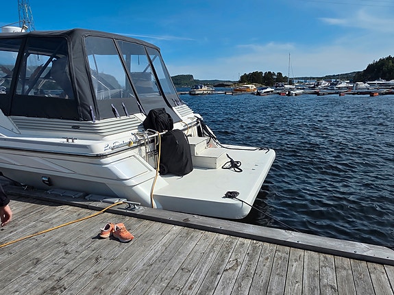Sunseeker 40 Travado med akter Cabin, mye påkostet og stor badeplattform 17 of 30