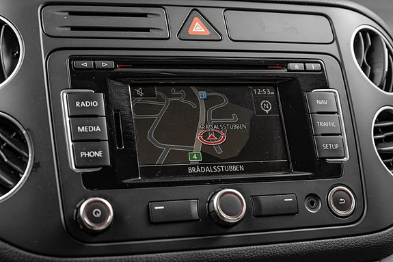 Volkswagen Golf Plus 22 of 27