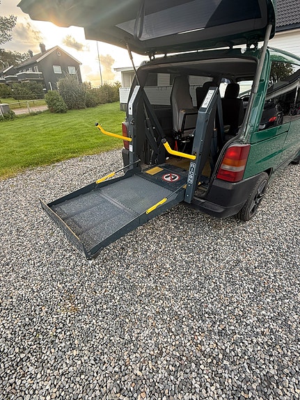 Mercedes-Benz Vito 110 16 of 27