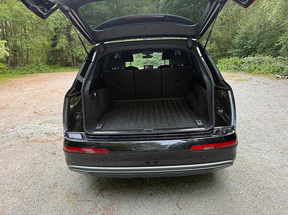 Audi Q7 17 of 24