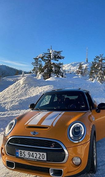 MINI Cooper S 5 of 5