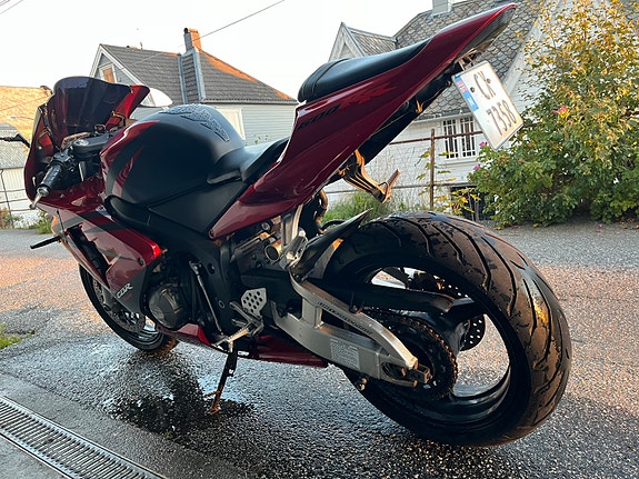 Honda CBR 600 RR 6 of 10