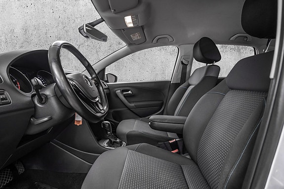 Volkswagen Polo 12 of 23