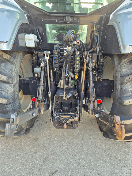 Valtra T 162 2009, kr 380 000,-