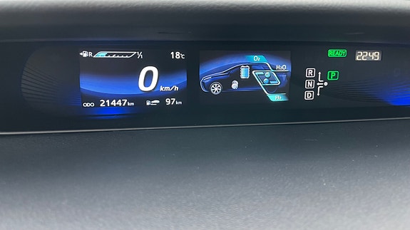 Toyota Mirai 8 of 22