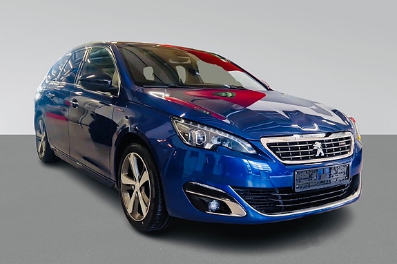 Peugeot 308 3 of 5