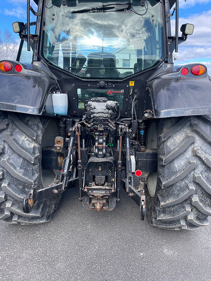 Valtra N142 Versu 2011, kr 575 000,-