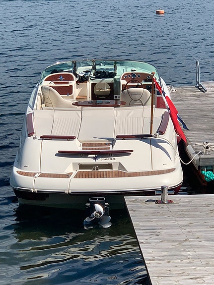Jeanneau 755 Runabout 4 of 24