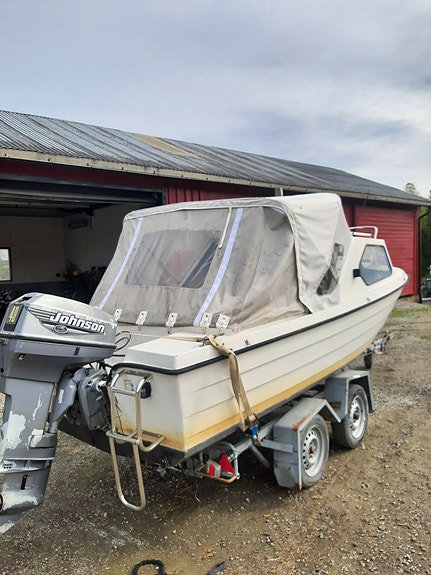 Høstpris!  Rana plast.. Motor kan startes før salg. Ring 91825999 3 of 5