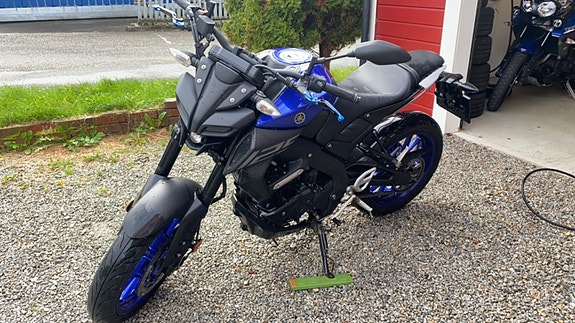 Yamaha mt 125 7 of 14
