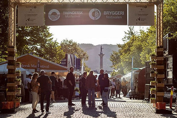 Oi! Trøndersk Mat og Drikke AS logo