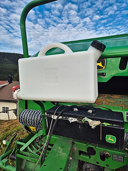 John Deere C441R kombipresse