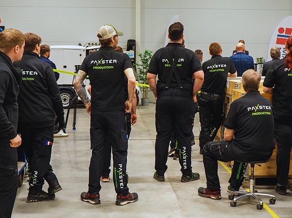 Verdiskaperne i Paxster i flotte uniformer