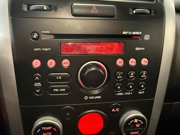 Suzuki Grand Vitara 19 of 30