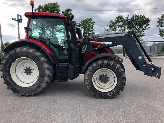 Valtra N124H 2017, kr 795 000,-