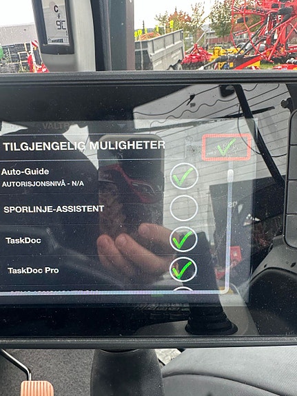 Valtra N174Vst Fronthyd/PTO/GPS klargjort/ leveres med 1 års bruktforsikring fra IF! 2020, kr 1 139 000,-